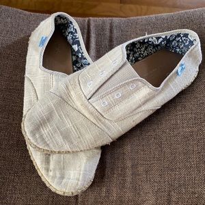 Toms Slip On Canvas Sneakers
